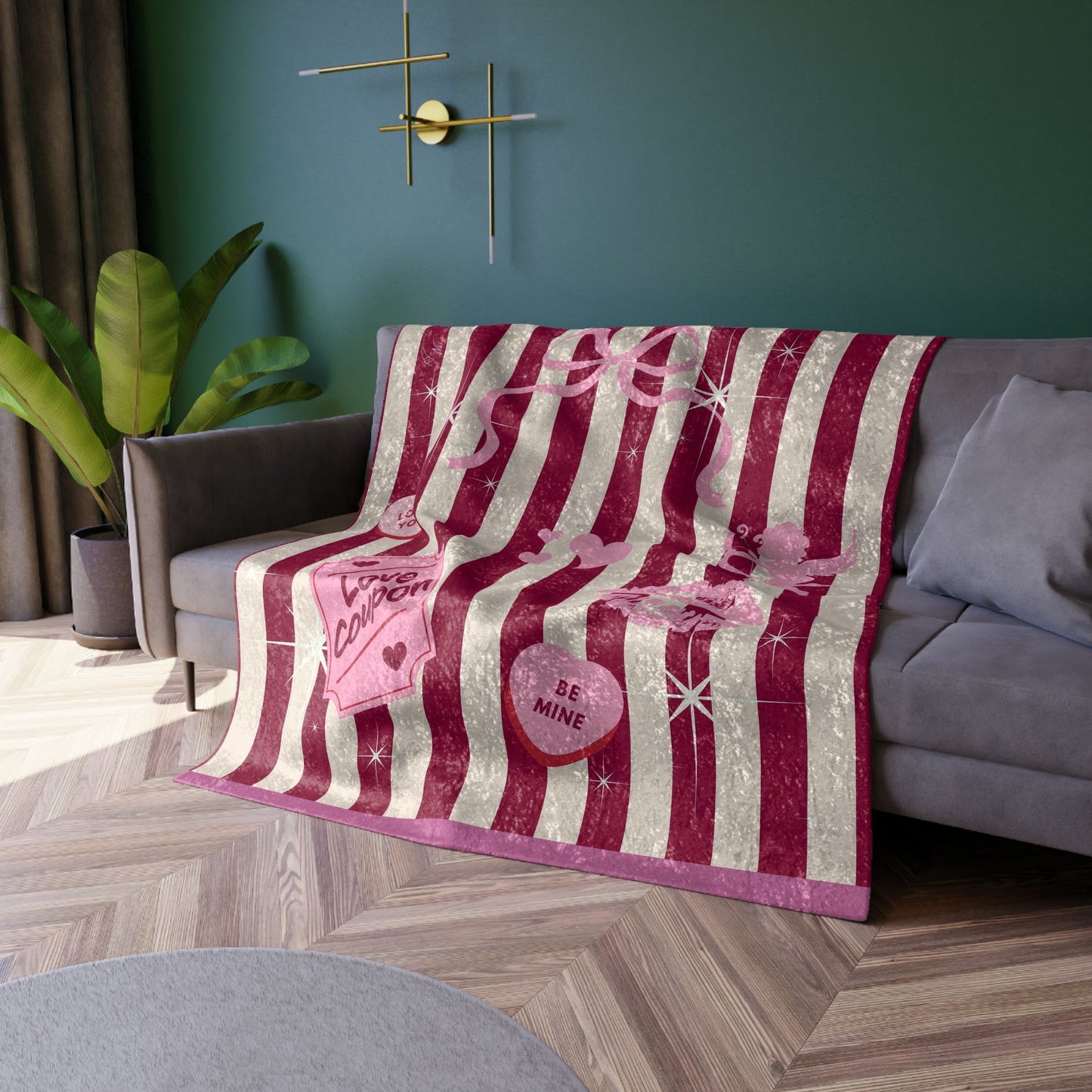 Red and White Cupid Valentine Stripe Crushed Velvet Throw Blanket ❤️🏹