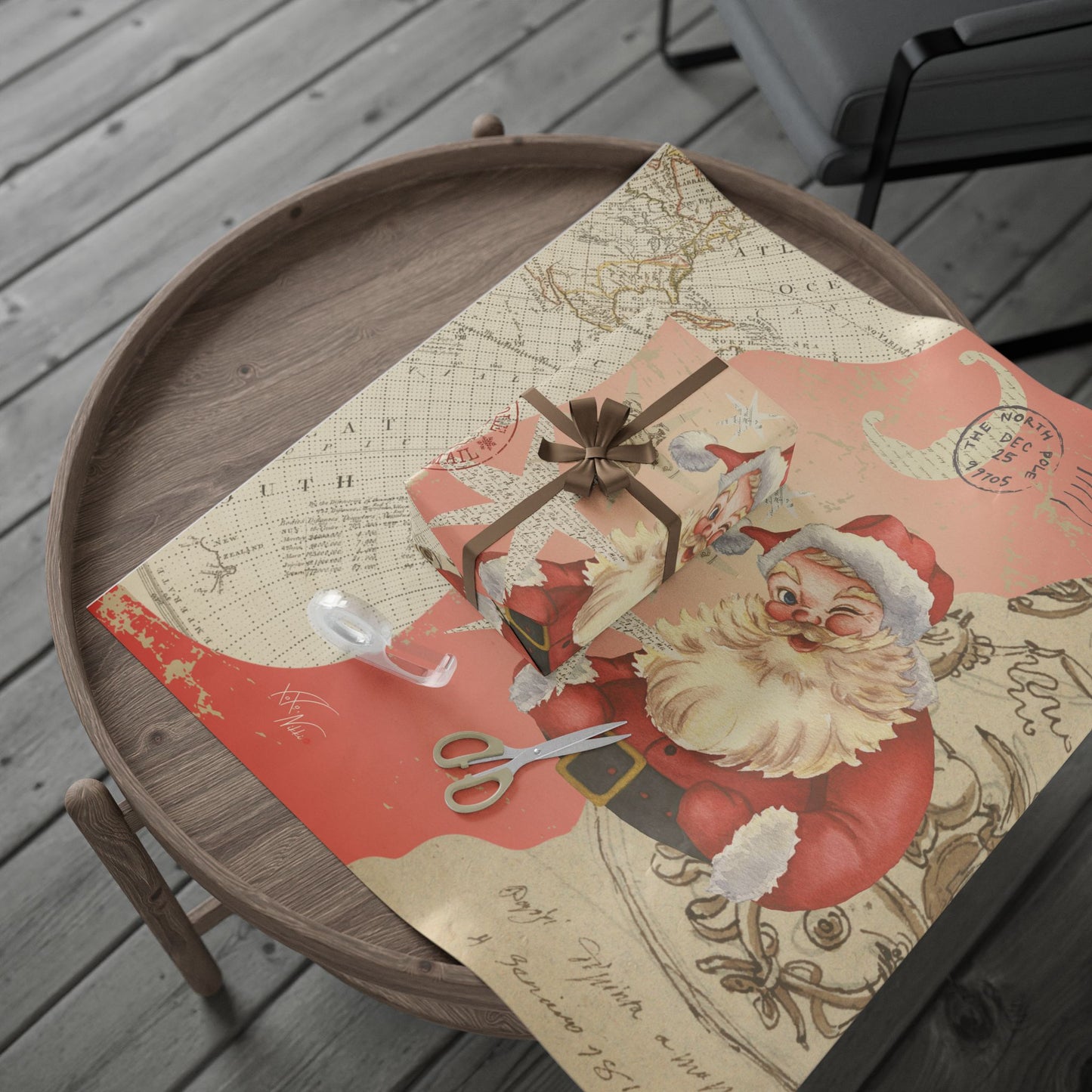 🎄 Vintage Santa Christmas Wrapping Paper – Limited Edition Holiday Gift Wrap 🎁