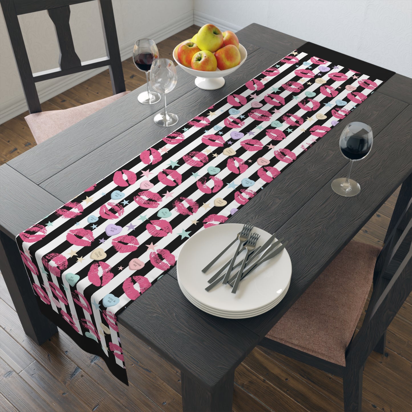 Black and White Stripe Valentine Table Runner 🖤🤍💋